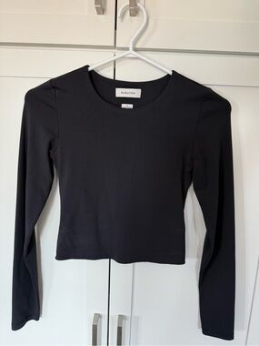 Aritzia Babaton Contour Crew Longsleeve